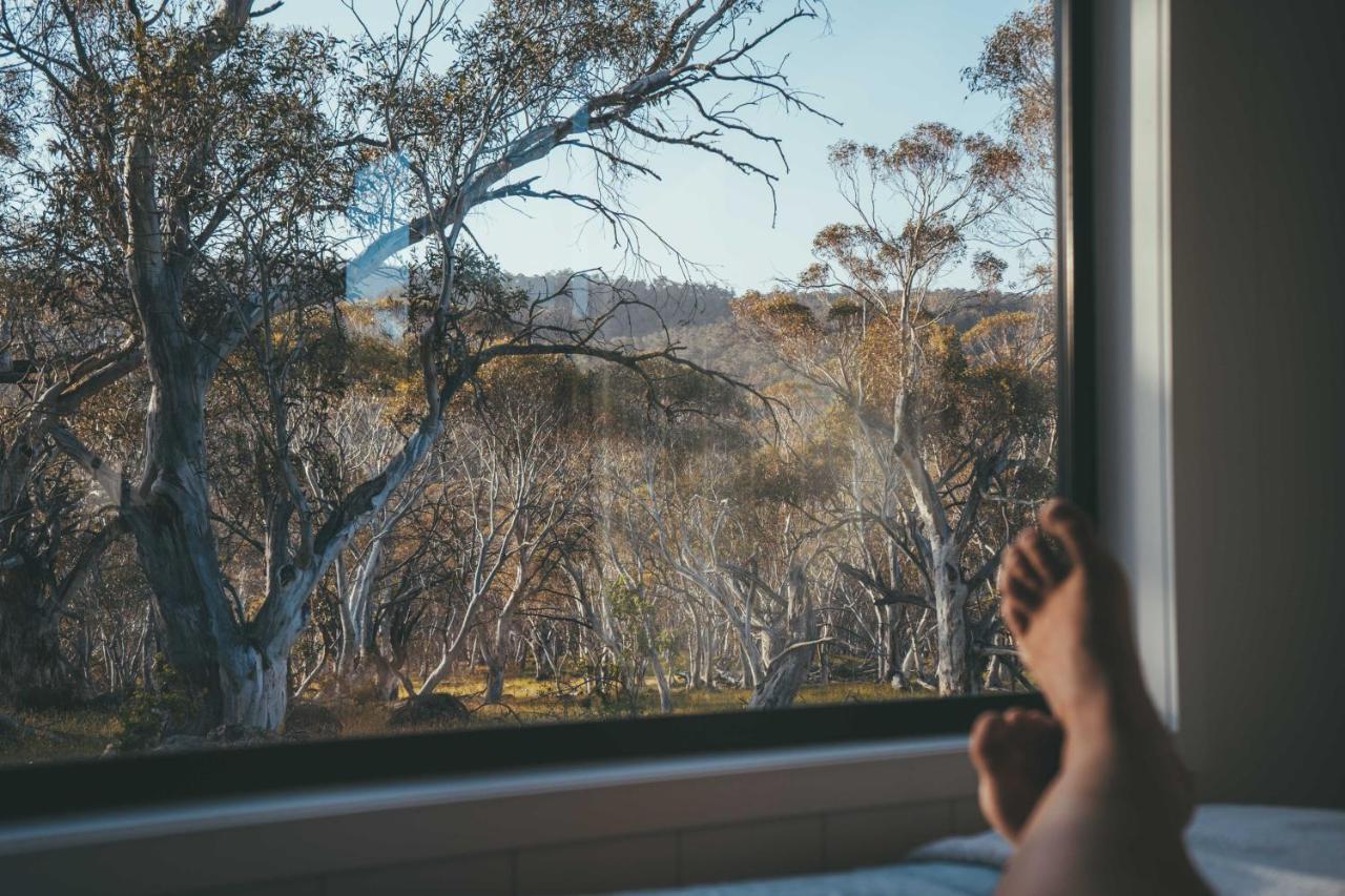 Big Yard Escapes - Two Off-Grid Tiny Houses On The Mowamba River Jindabyne Exterior photo