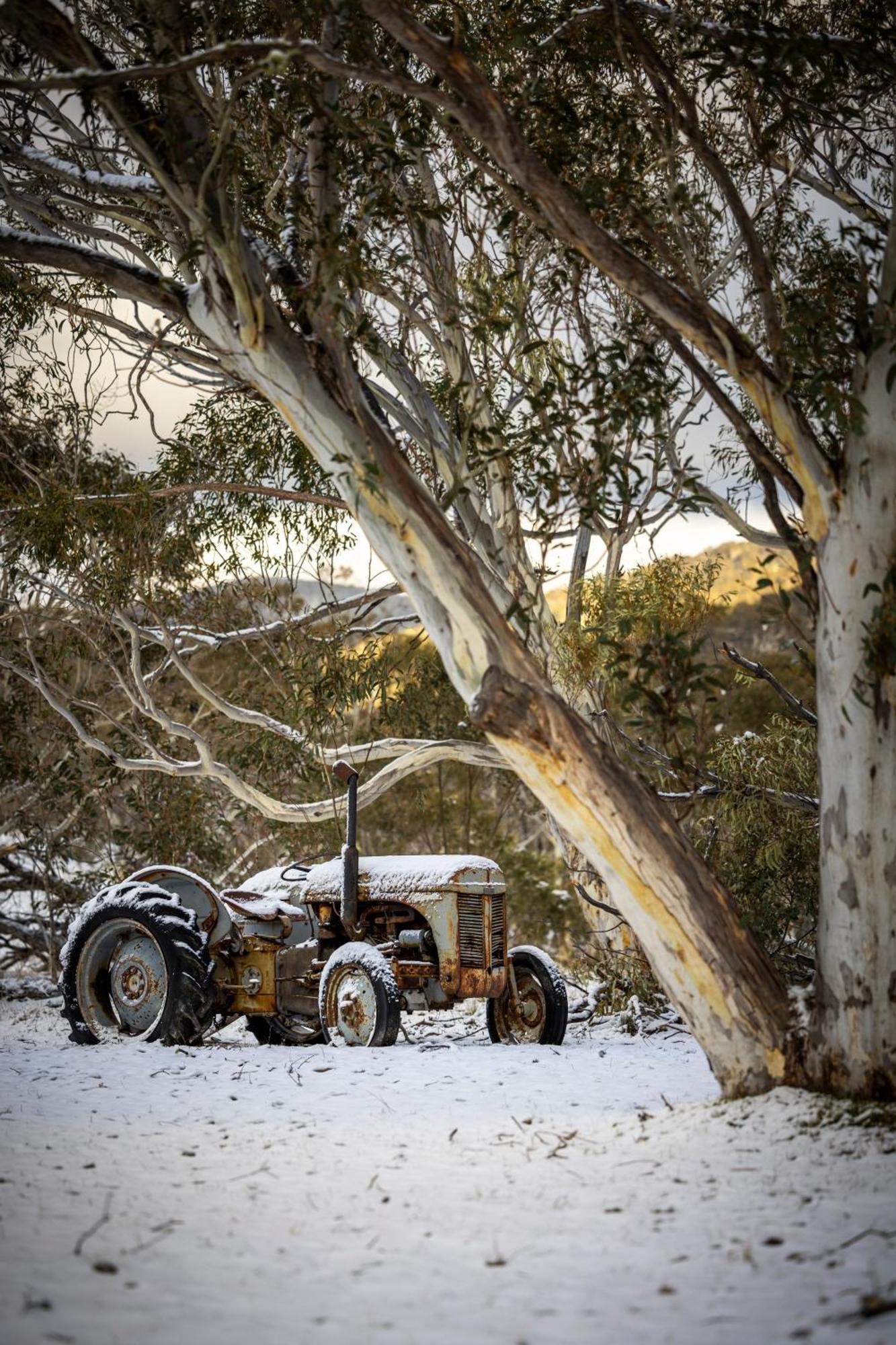 Big Yard Escapes - Two Off-Grid Tiny Houses On The Mowamba River Jindabyne Exterior photo